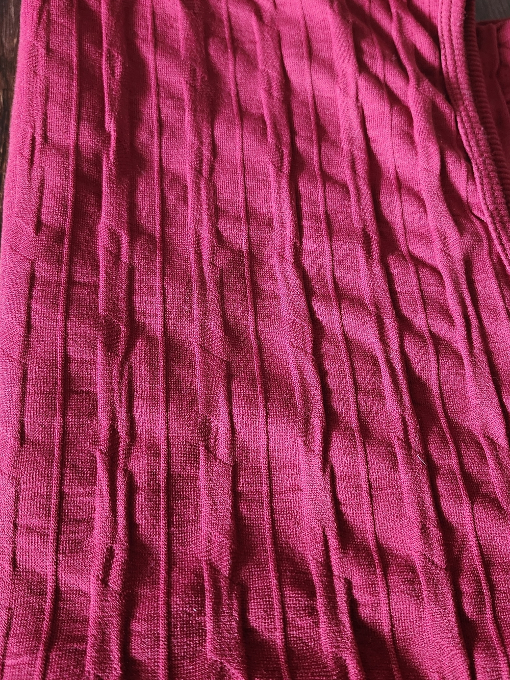 Women's Sleeveless Ribbed Mock Neck Tank - Raspberry - Picture 4 of 6